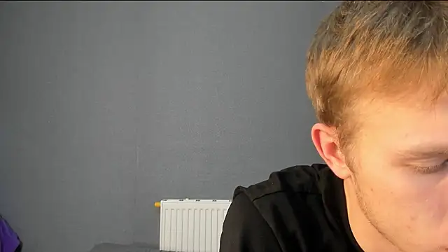 Snapshot of SherlockMax chatting on November 7, 4:33 pm SherlockMax online show from November 7, 4:33 pm