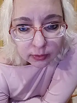 VikaKing online show from February 6, 4:58 pm