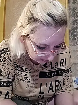 VikaKing online show from February 7, 8:28 pm