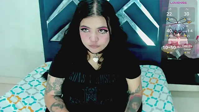 keith cute online show from December 4, 1:32 pm