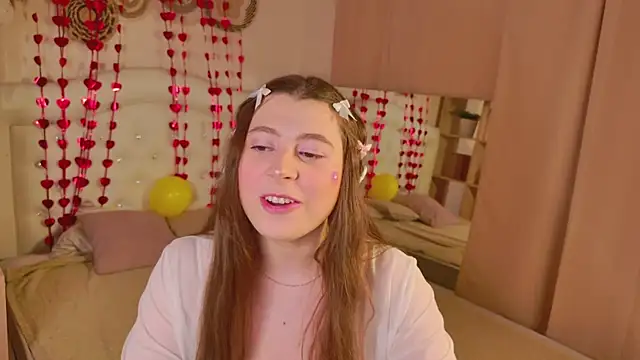 Queen Michelle  online show from February 22, 10:55 pm