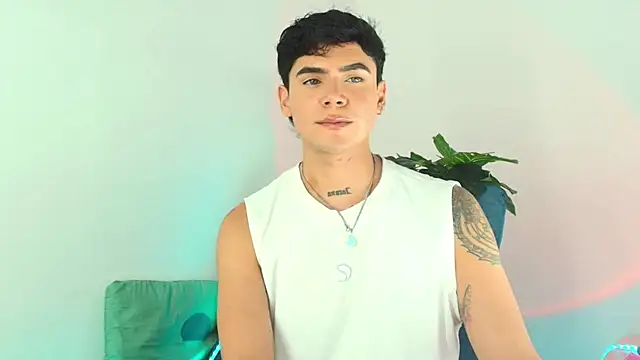 CamiiGuzmanX online show from December 5, 8:39 pm