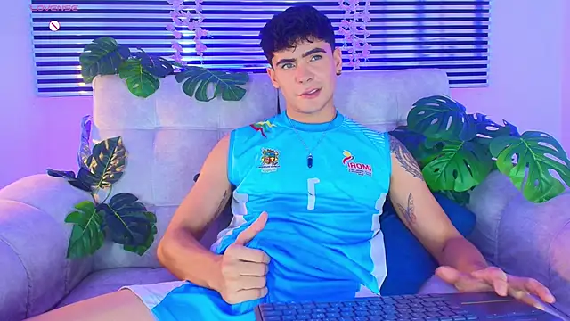 CamiiGuzmanX online show from May 30, 11:21 pm