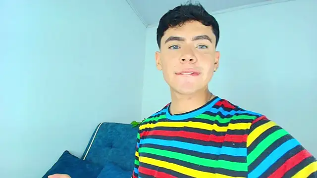 CamiiGuzmanX online show from November 13, 8:57 pm