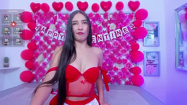 Snapshot of hannah_miller_1 chatting on February 14, 1:44 pm hannah miller 1 online show from February 14, 1:44 pm