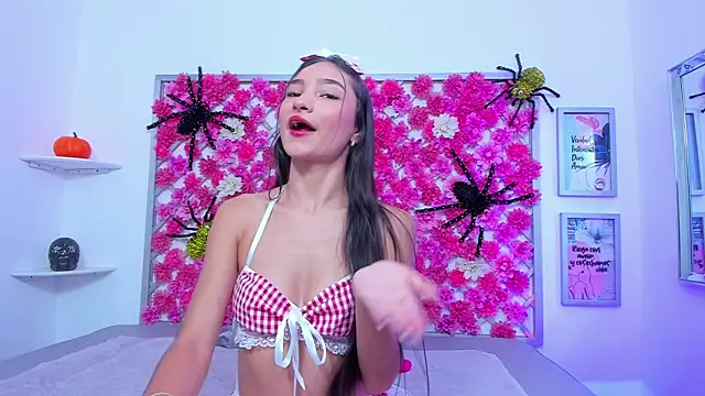 hannah miller 1 online show from October 22, 11:42 am