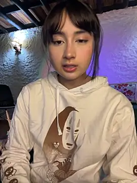 Snapshot of kaori_77 chatting on November 23, 3:27 am kaori 77 online show from November 23, 3:27 am