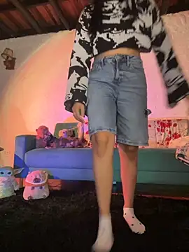 Snapshot of kaori_77 chatting on November 25, 4:24 am kaori 77 online show from November 25, 4:24 am