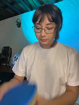 Snapshot of kaori_77 chatting on November 3, 1:33 am kaori 77 online show from November 3, 1:33 am