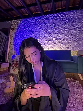 kaori 77 online show from April 11, 7:45 am