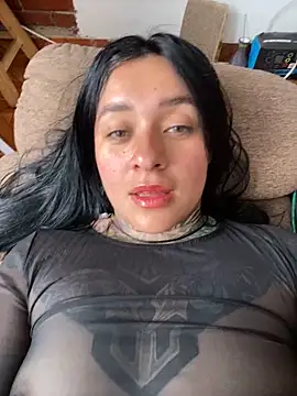 Snapshot of Rouse_07 chatting on December 3, 4:28 pm Rouse 07 online show from December 3, 4:28 pm