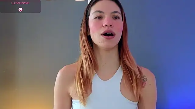 Snapshot of AntonellaaRossii chatting on December 4, 2:05 pm AntonellaaRossii online show from December 4, 2:05 pm