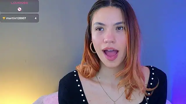 Snapshot of AntonellaaRossii chatting on November 27, 3:56 pm AntonellaaRossii online show from November 27, 3:56 pm