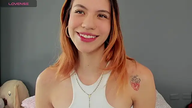 Snapshot of AntonellaaRossii chatting on November 3, 2:31 pm AntonellaaRossii online show from November 3, 2:31 pm