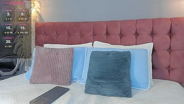 Tania 77  online show from December 15, 12:55 pm