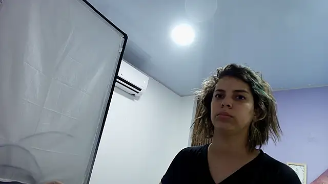 gisell gomez online show from March 3, 7:54 pm