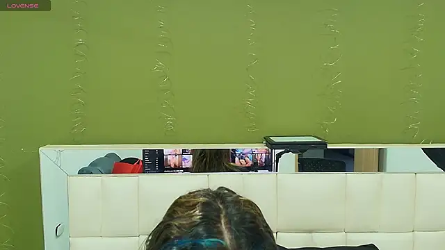 gisell gomez online show from October 22, 12:15 pm