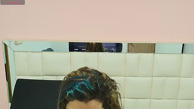 gisell gomez online show from November 11, 12:11 pm