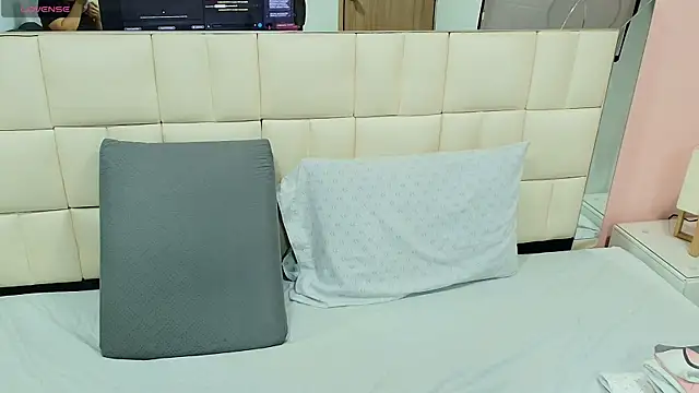 gisell gomez online show from November 14, 12:09 pm