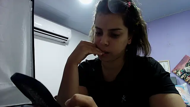 gisell gomez online show from February 27, 8:30 pm