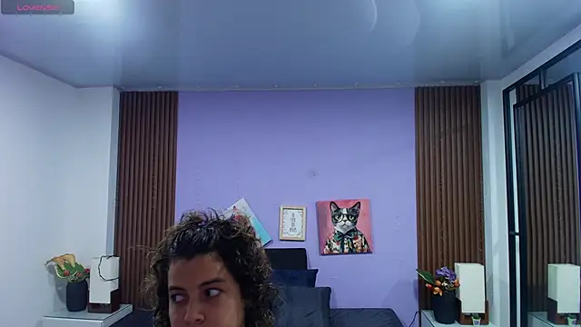 gisell gomez online show from April 14, 8:58 pm