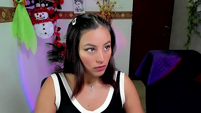 Cameroon-Diaz online show from November 24, 1:55 pm