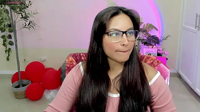 Cameroon-Diaz online show from February 27, 1:55 pm