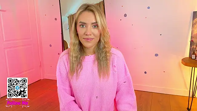 HoneyJohansson online show from September 22, 3:29 pm