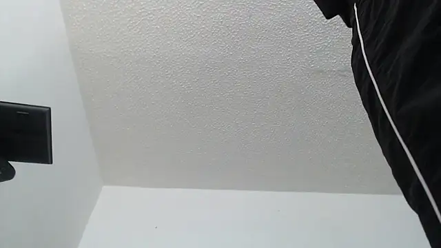 Thomasjons  online show from December 20, 6:11 pm