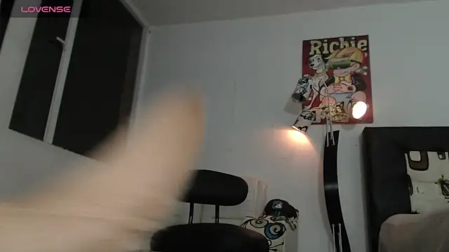 Thomasjons  online show from May 30, 4:30 am
