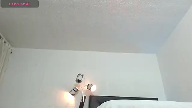 Thomasjons  online show from May 21, 3:15 am