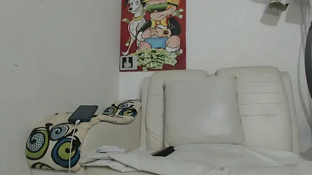 Snapshot of Thomasjons_ chatting on December 2, 1:28 am Thomasjons online show from December 2, 1:28 am