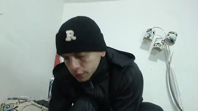 Snapshot of Thomasjons_ chatting on November 20, 12:55 am Thomasjons online show from November 20, 12:55 am