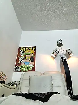 Thomasjons  online show from February 21, 1:51 am