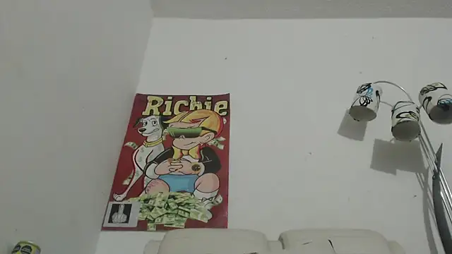 Snapshot of Thomasjons_ chatting on November 22, 1:59 am Thomasjons online show from November 22, 1:59 am