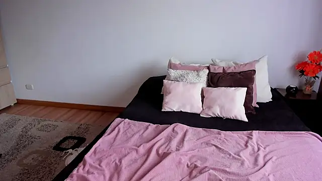 Kata Soler  online show from January 12, 5:09 pm