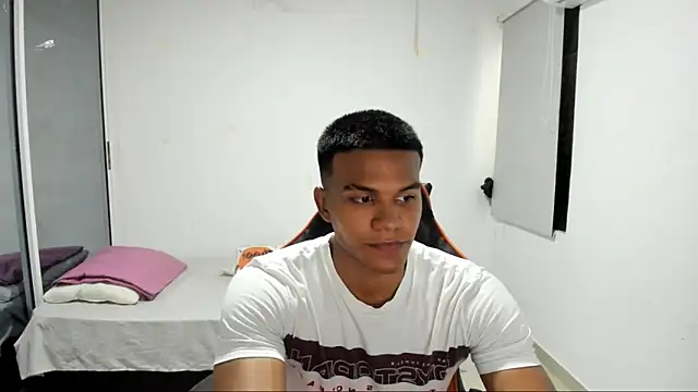 jeanfran ferrer online show from November 20, 7:36 pm