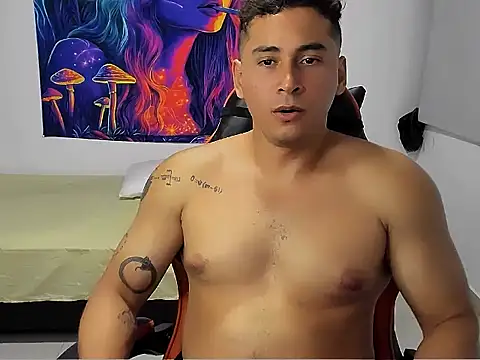 Snapshot of ashlan_king chatting on September 18, 2:47 am ashlan king online show from September 18, 2:47 am