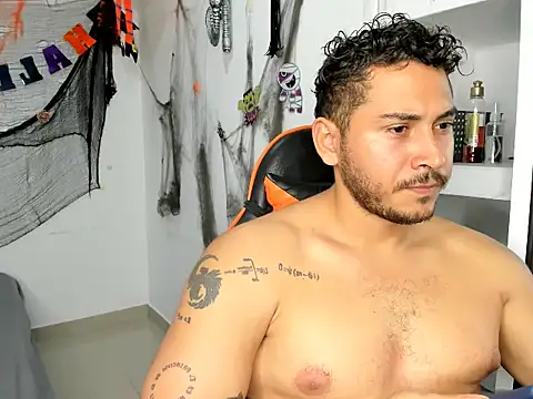 Snapshot of ashlan_king chatting on November 4, 7:28 pm ashlan king online show from November 4, 7:28 pm