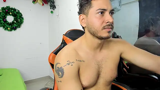 Snapshot of ashlan_king chatting on November 29, 1:55 pm ashlan king online show from November 29, 1:55 pm