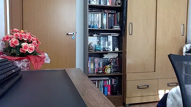 SEXOFLION online show from September 24, 6:25 pm