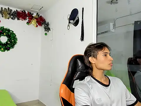 kenshi roa online show from January 8, 3:45 am