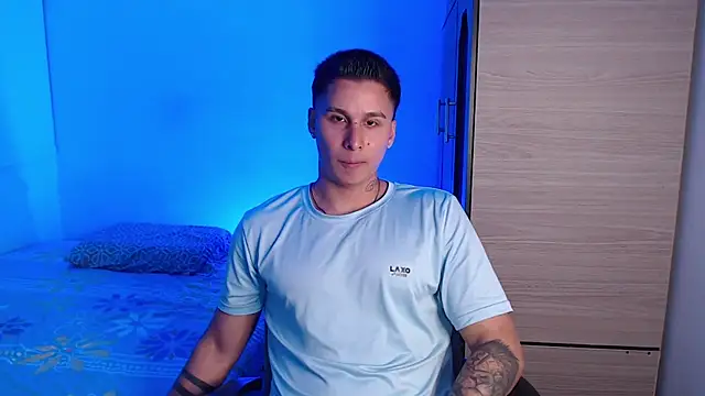 valentinosex1 online show from November 9, 9:41 pm