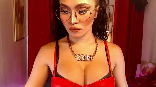 Goddess Quinnie online show from June 2, 9:42 am