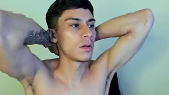 axel davis  online show from December 18, 1:11 am