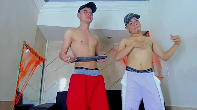 Snapshot of Rick_big chatting on October 26, 4:13 am Rick big online show from October 26, 4:13 am