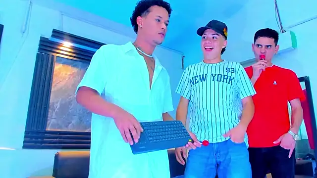 Snapshot of Rick_big chatting on October 3, 4:14 am Rick big online show from October 3, 4:14 am