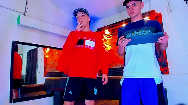 Snapshot of Rick_big chatting on October 25, 4:11 am Rick big online show from October 25, 4:11 am