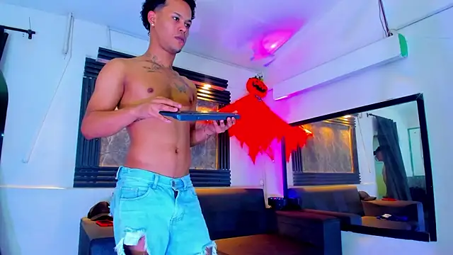 Snapshot of Rick_big chatting on October 15, 4:00 am Rick big online show from October 15, 4:00 am