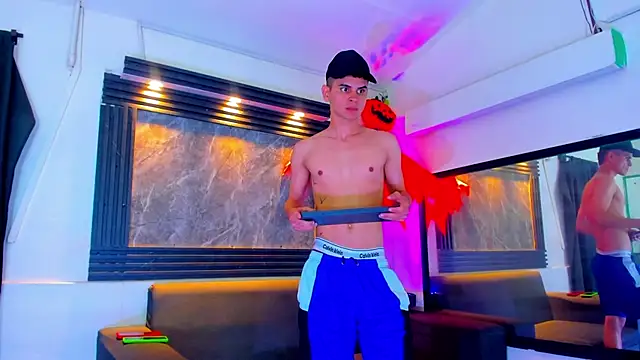 Snapshot of Rick_big chatting on October 14, 4:13 am Rick big online show from October 14, 4:13 am